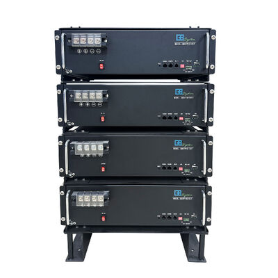 Goede prijs Stapelbare 51,2V 100Ah Lifepo4 Batterij Duurzame Oplaadbare Batterij Geschikt voor Elektrische Voertuigen Zonne-energie en Back-up Stroomsystemen online